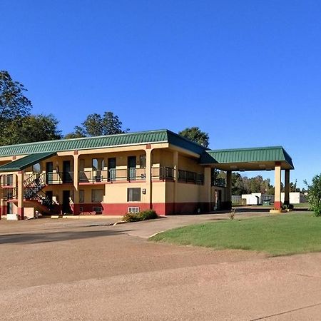 Rodeway Inn Indianola Экстерьер фото