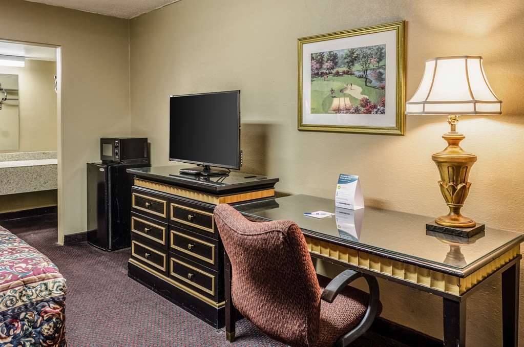 Rodeway Inn Indianola Номер фото